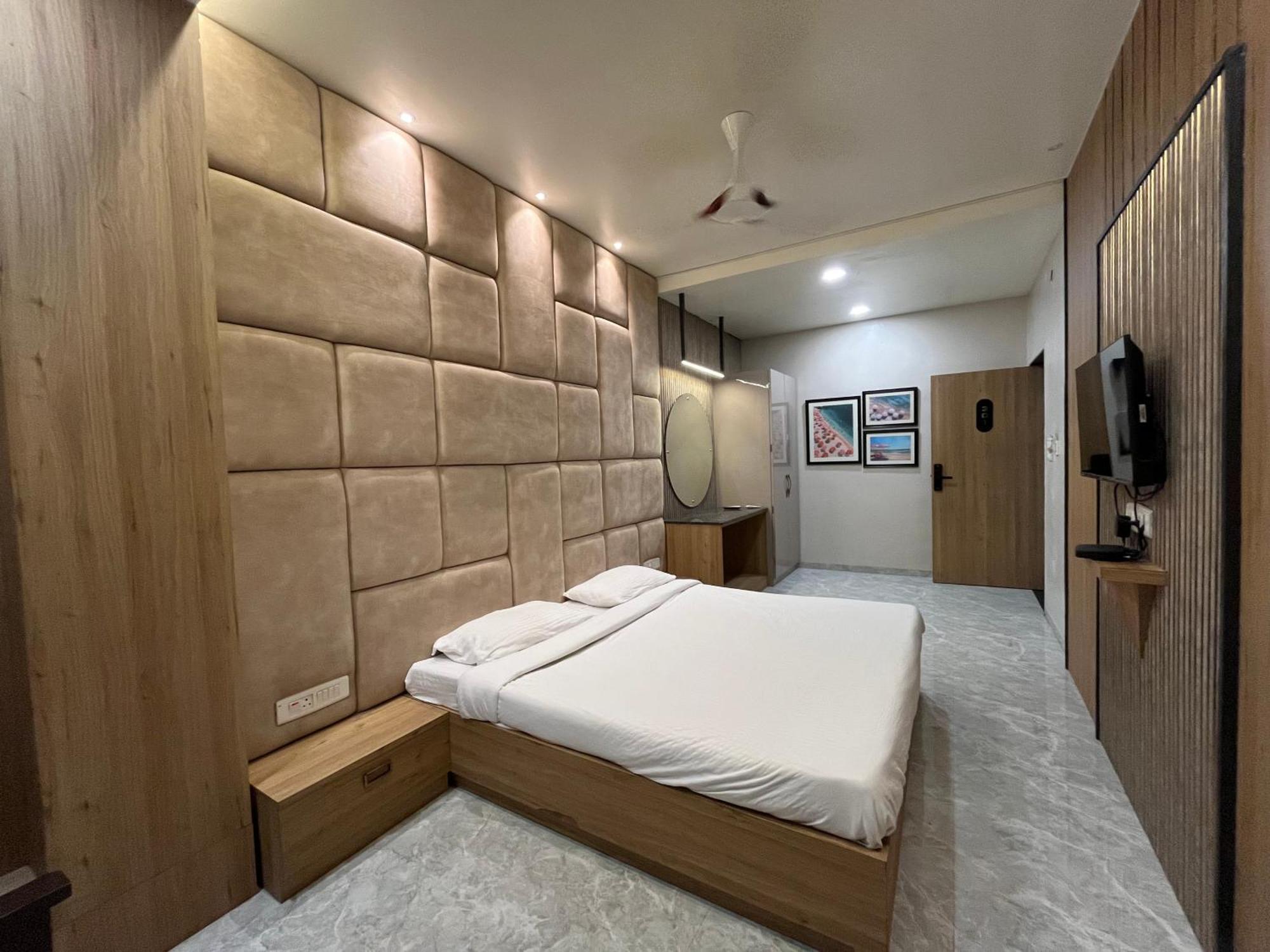 Soho House By Jayshrea Hotel Chandrapur Exterior foto